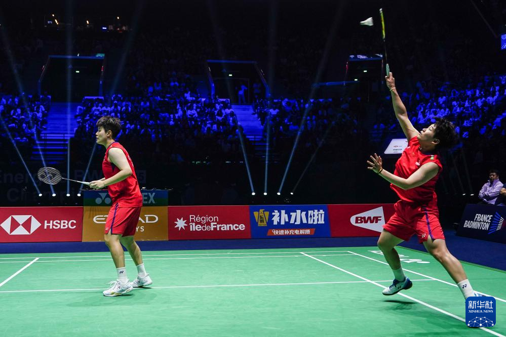 的年轻人参 的年轻人参